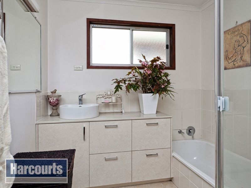 37 Grand Parade, Ashgrove QLD 4060