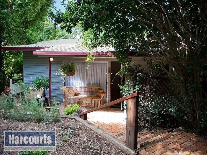 37 Grand Parade, Ashgrove QLD 4060