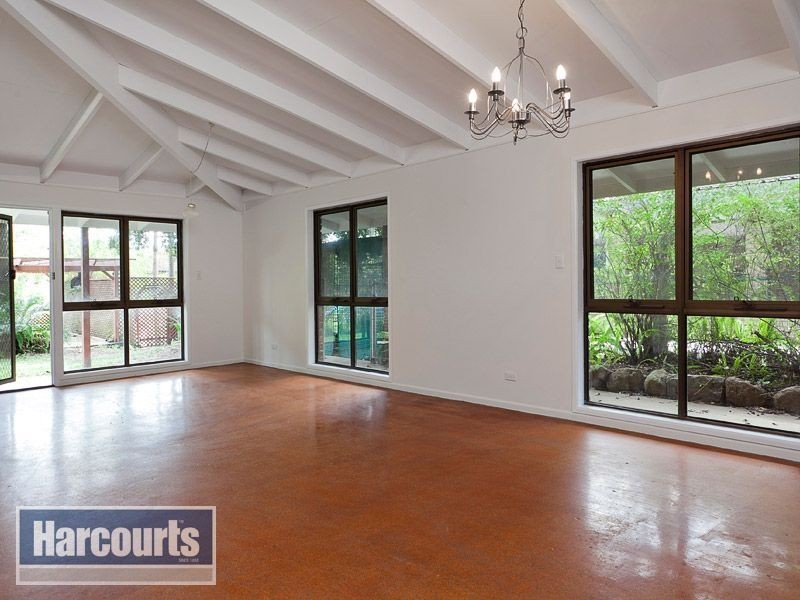 10 Woodmere Street, The Gap QLD 4061