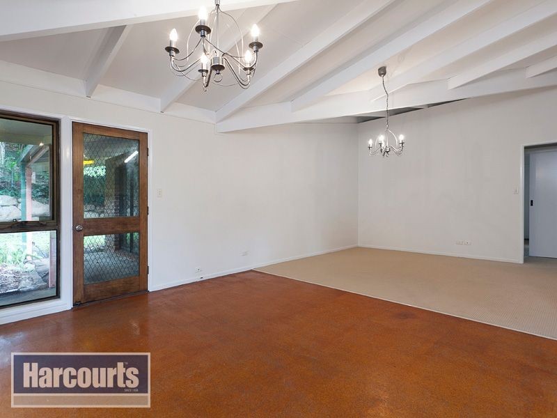 10 Woodmere Street, The Gap QLD 4061