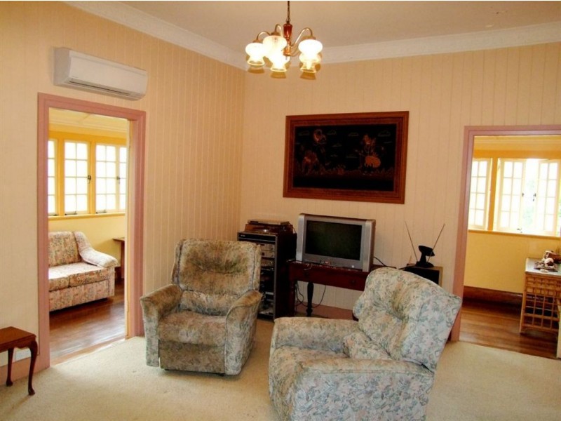 19 Wahroonga Road, Ashgrove QLD 4060