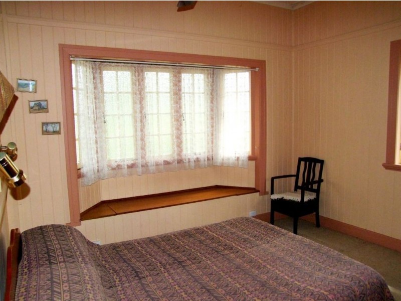 19 Wahroonga Road, Ashgrove QLD 4060