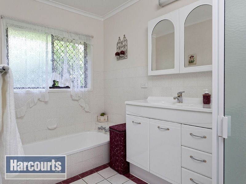 24 Dajarra Street, The Gap QLD 4061