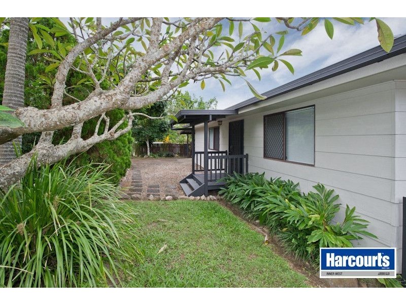 11 Warruga Street, The Gap QLD 4061