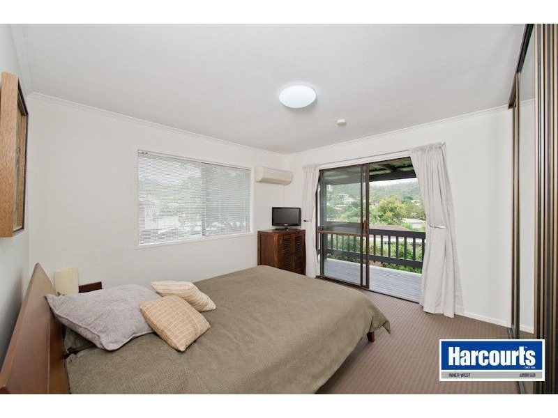 11 Warruga Street, The Gap QLD 4061