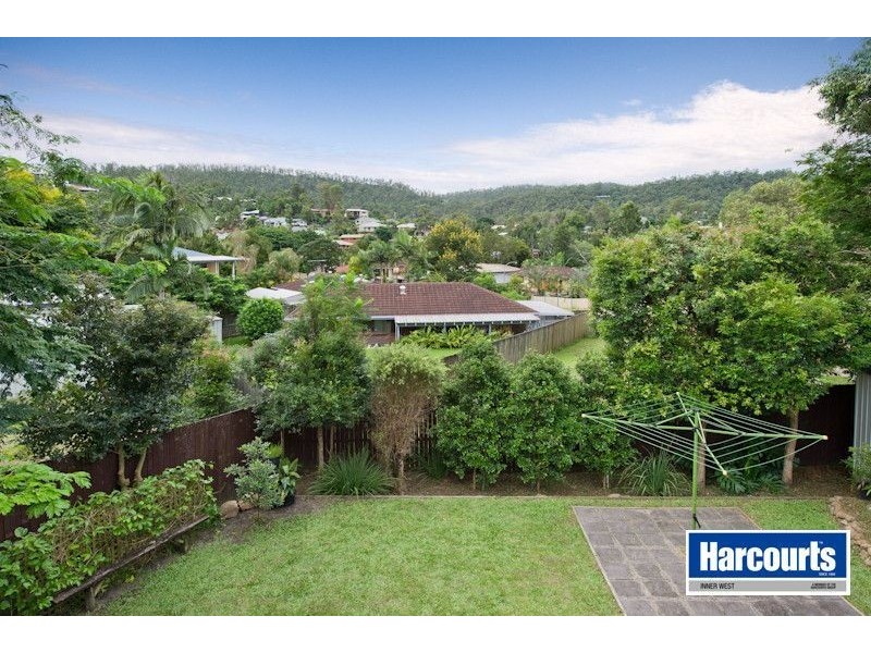 11 Warruga Street, The Gap QLD 4061