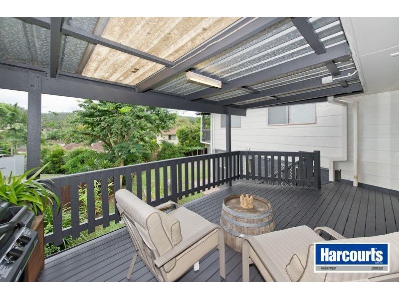 11 Warruga Street, The Gap QLD 4061