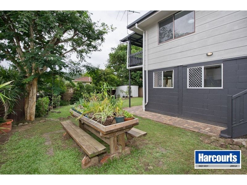 11 Warruga Street, The Gap QLD 4061