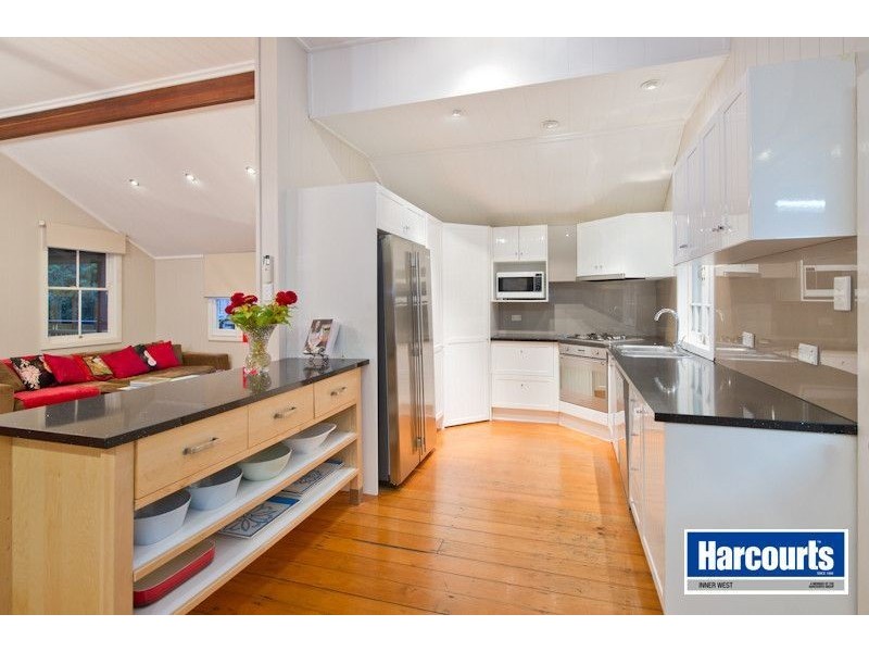 12 Wollundry Place, The Gap QLD 4061