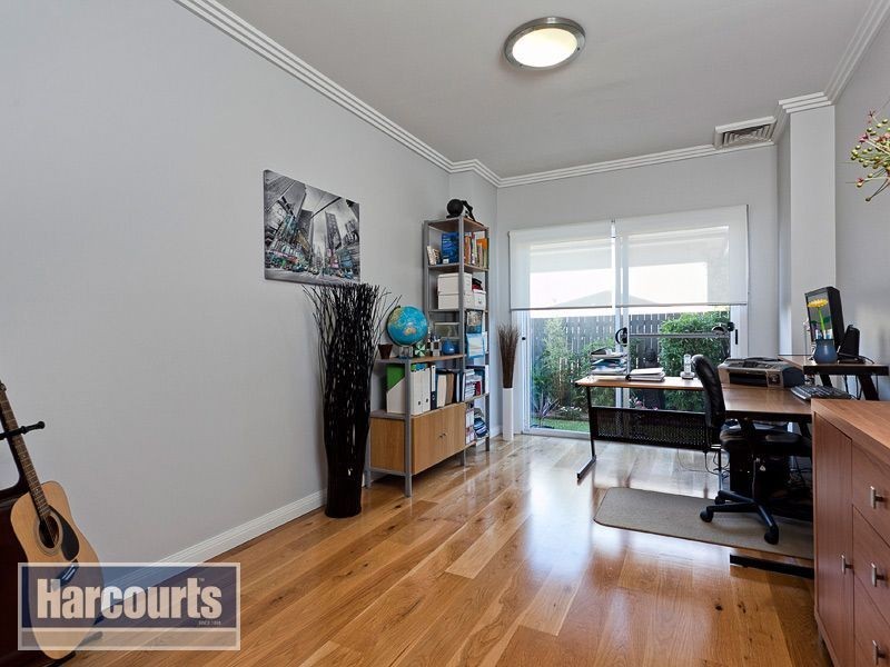 13 Patricia Drive, The Gap QLD 4061