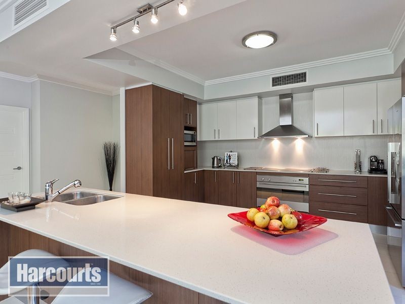 13 Patricia Drive, The Gap QLD 4061