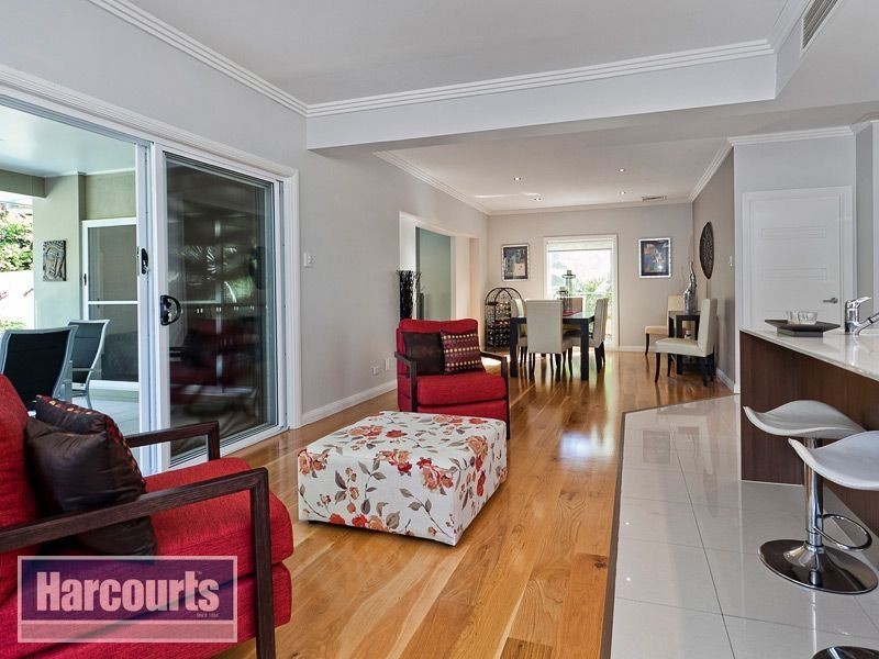 13 Patricia Drive, The Gap QLD 4061
