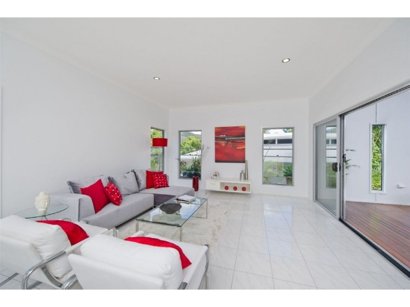 15 Jevons Street, The Gap QLD 4061