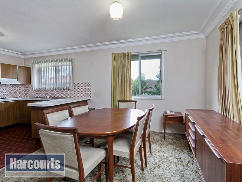 44 Kaloma Road, The Gap QLD 4061