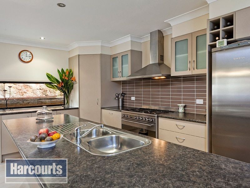 45 Rise Place, Upper Kedron QLD 4055