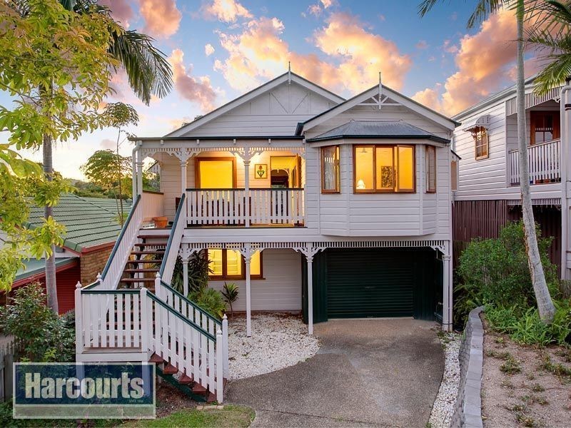 18 Gavan Street, Ashgrove QLD 4060