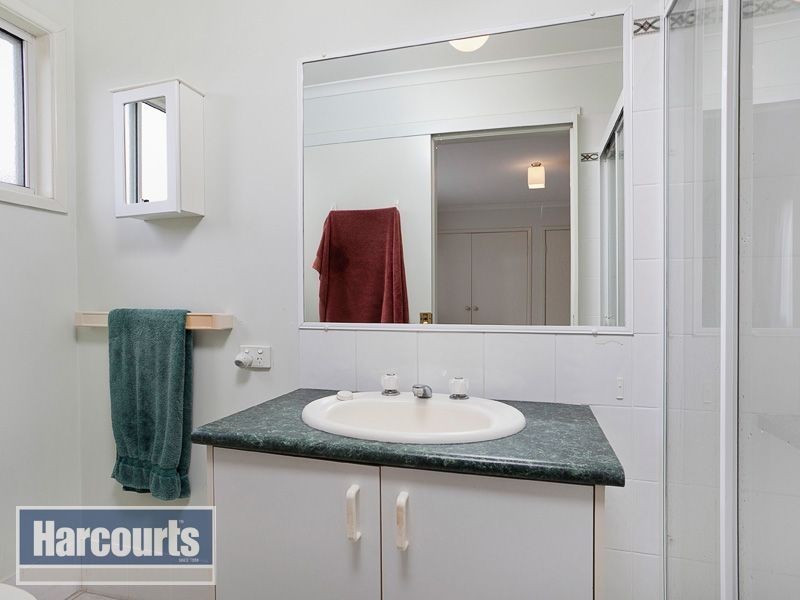 100 Glenholm Street, Mitchelton QLD 4053