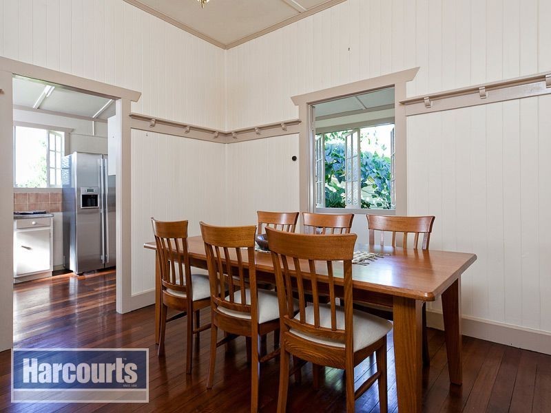 18 Parker Street, Newmarket QLD 4051