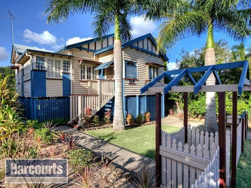 18 Parker Street, Newmarket QLD 4051