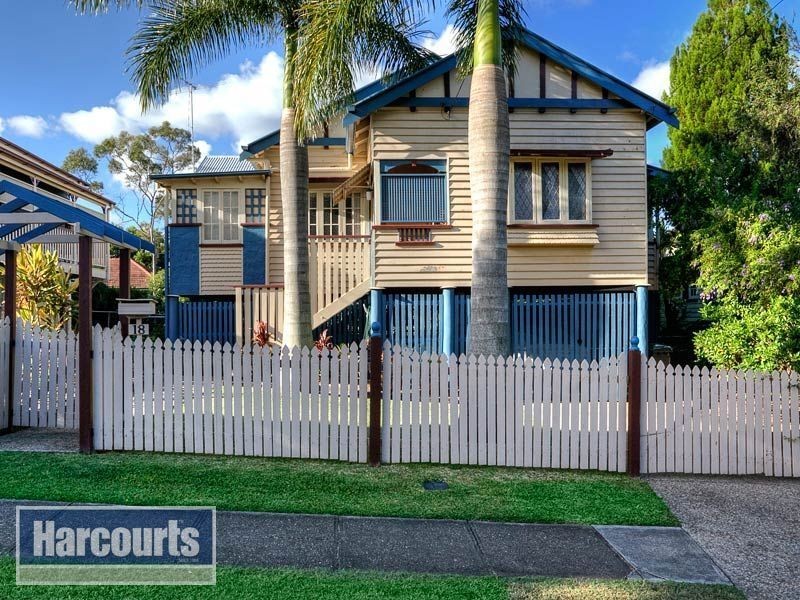 18 Parker Street, Newmarket QLD 4051