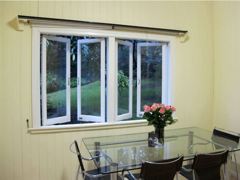 100 Leworthy Street, Bardon QLD 4065