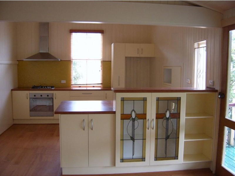 4 Todd Street, Ashgrove QLD 4060