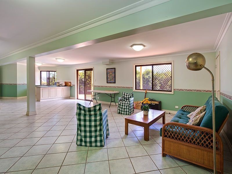 82 Chaprowe Road, The Gap QLD 4061