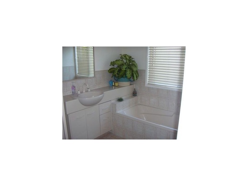 3 Glenwood Place, The Gap QLD 4061