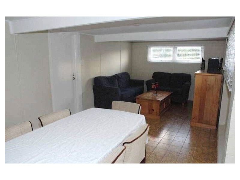 17 Glen Road, The Gap QLD 4061