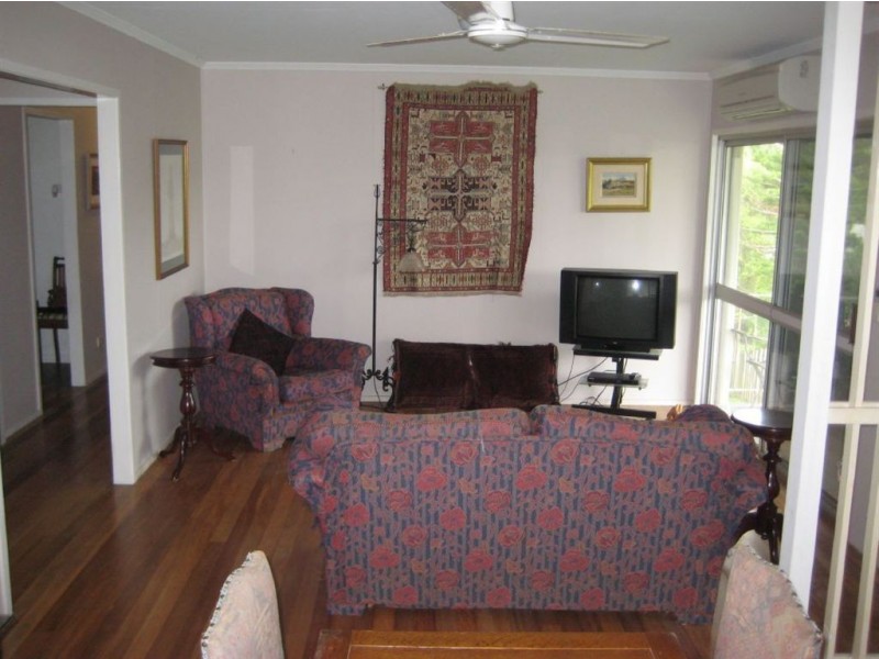 16 Eranga Street, The Gap QLD 4061