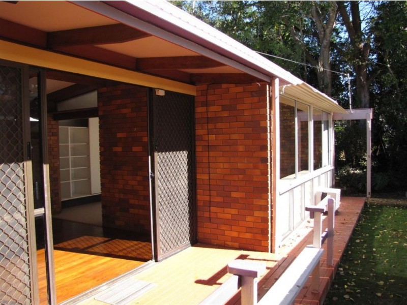 32 Settlement Road, The Gap QLD 4061