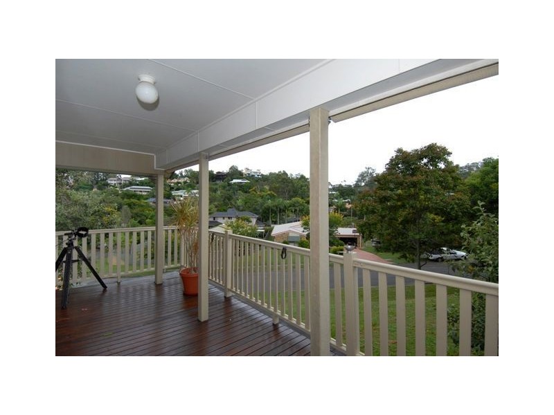 39 Woorama Rd, The Gap QLD 4061