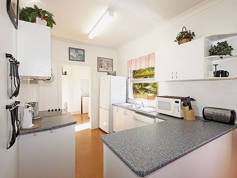 10 Gymea Street, The Gap QLD 4061