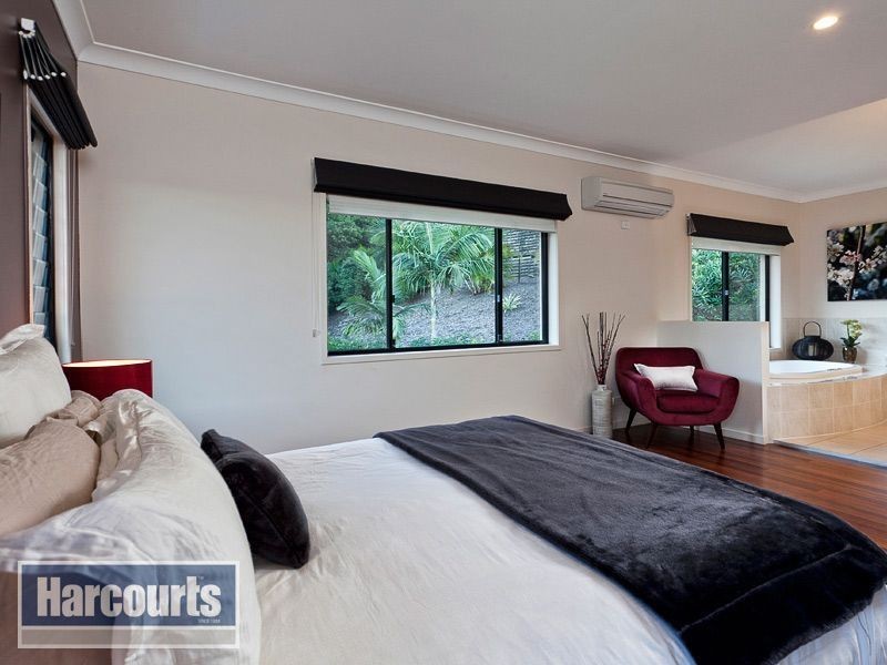 35 Kimruska Place, The Gap QLD 4061