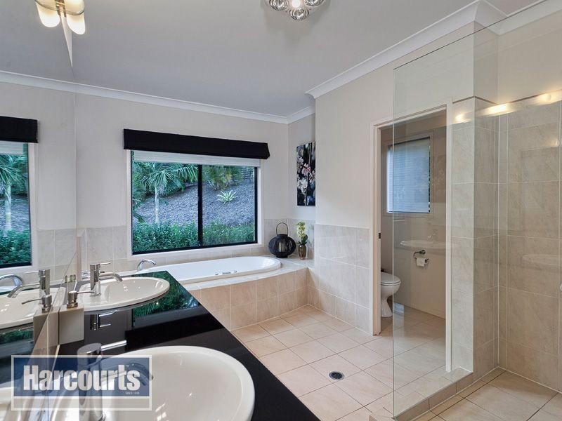35 Kimruska Place, The Gap QLD 4061