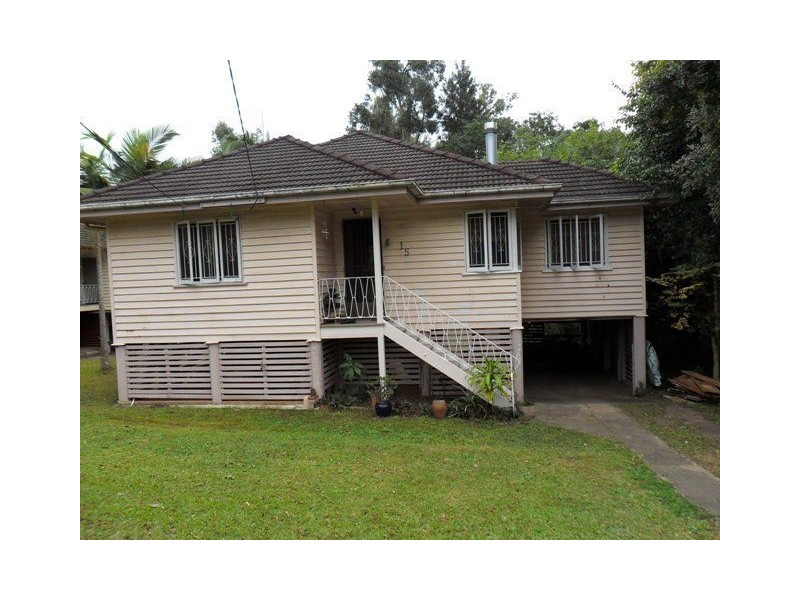 15 Bromwich Street, The Gap QLD 4061