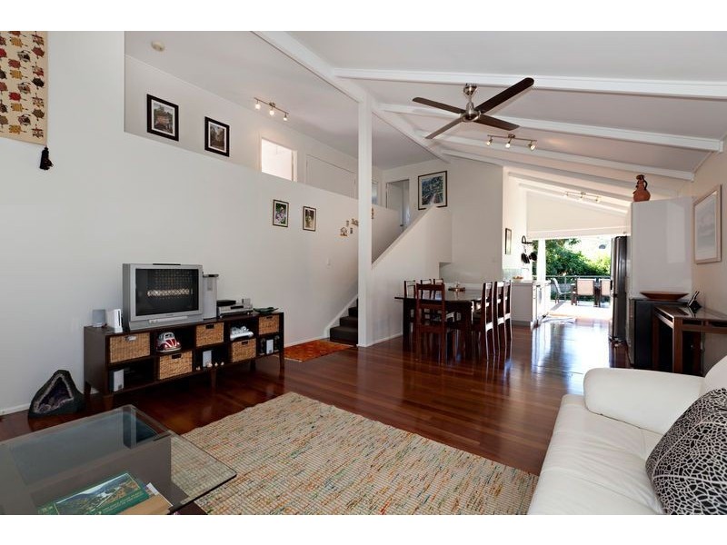 7 Warruga Street, The Gap QLD 4061