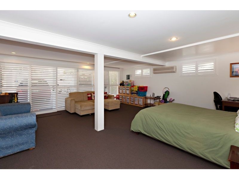 7 Warruga Street, The Gap QLD 4061