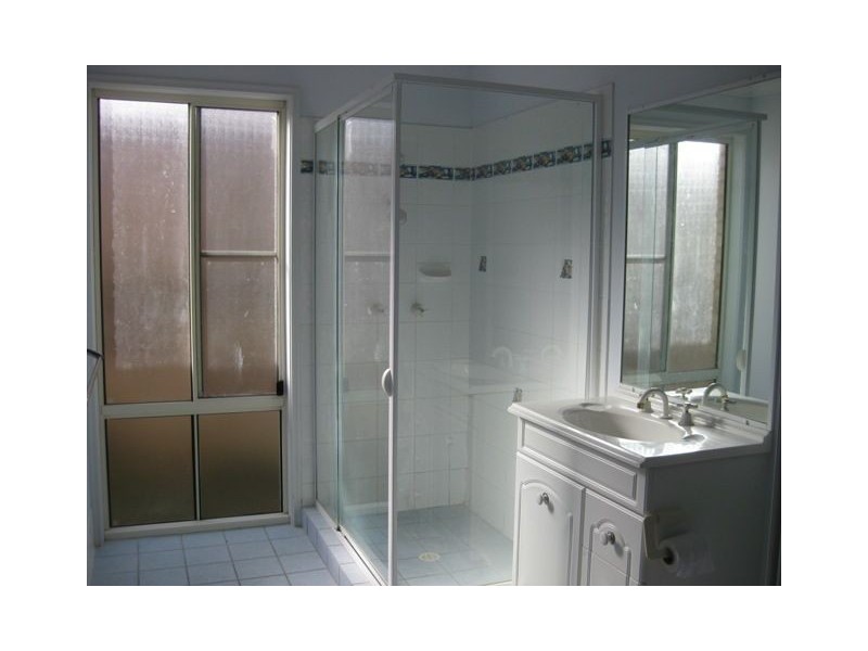 9 Burnett Street, Keperra QLD 4054