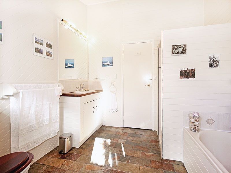 31 Elgata Street, The Gap QLD 4061