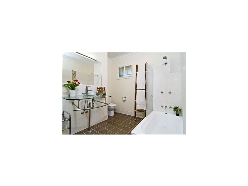 20 Bromar Street, The Gap QLD 4061