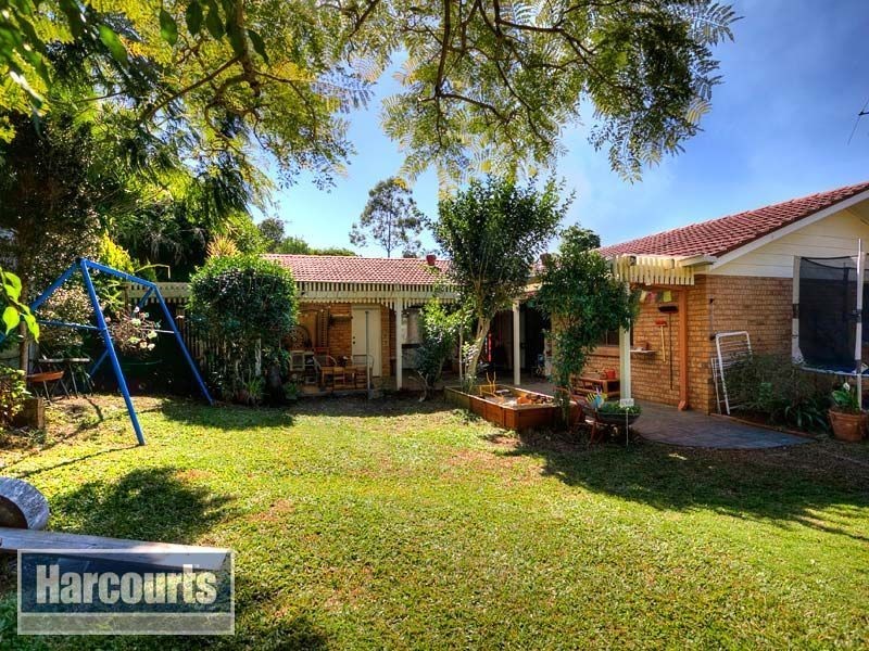26 Tullira St, The Gap QLD 4061