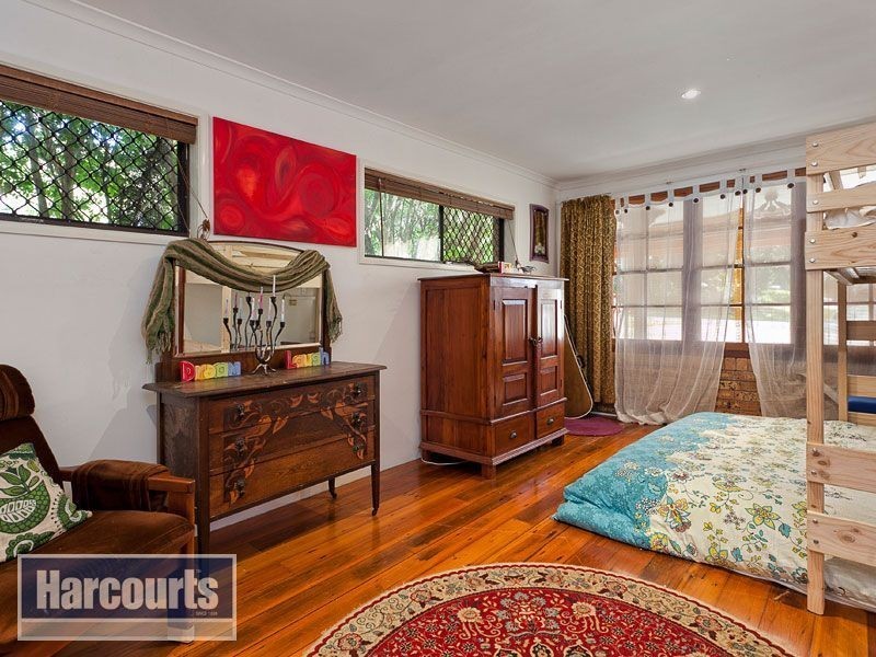 26 Tullira St, The Gap QLD 4061