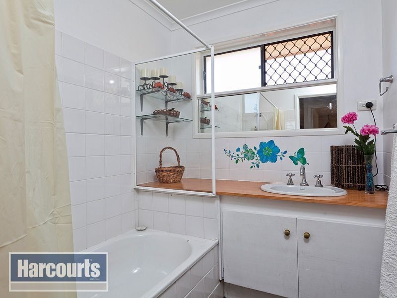 26 Tullira St, The Gap QLD 4061