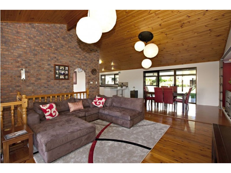 36 Bonros Place, The Gap QLD 4061