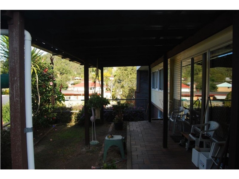 3 Bombala Street, The Gap QLD 4061