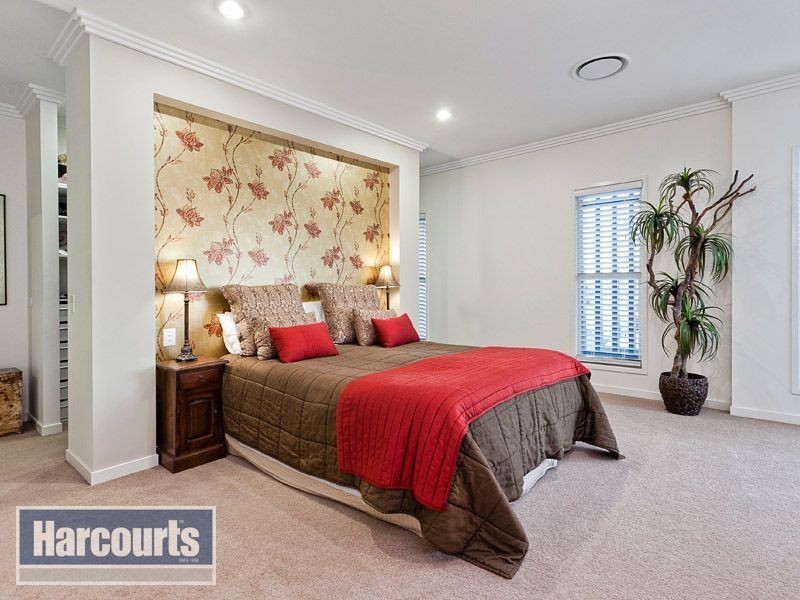 52 Evergreen Street, Mitchelton QLD 4053