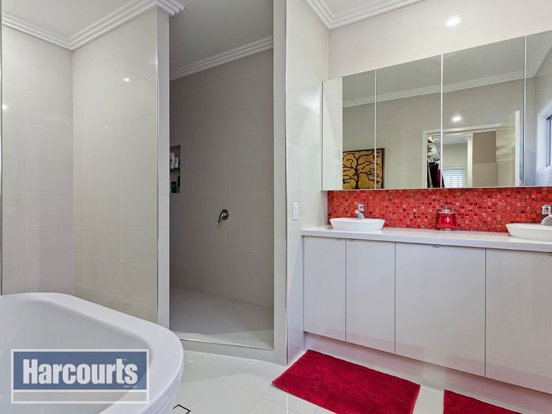 52 Evergreen Street, Mitchelton QLD 4053