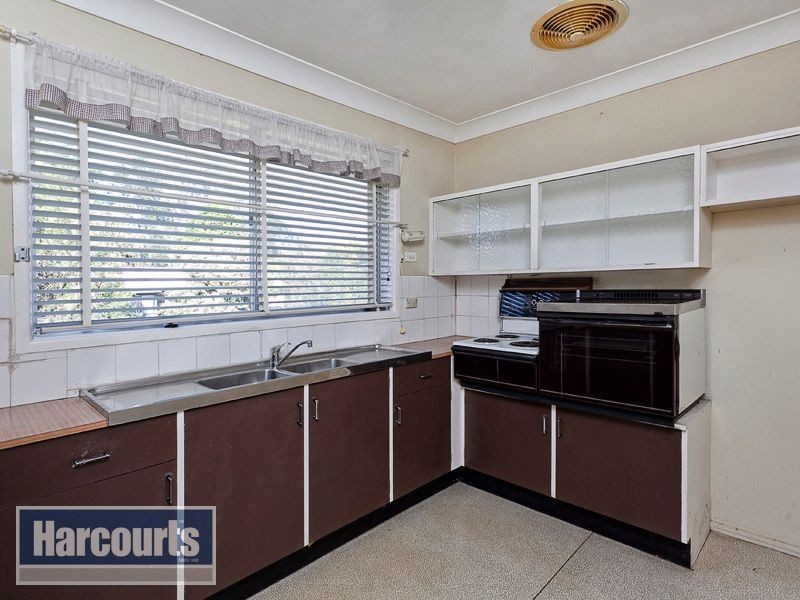 18 Glenella Street, The Gap QLD 4061