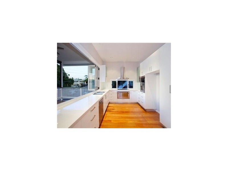 4 Kent Street, Red Hill QLD 4059